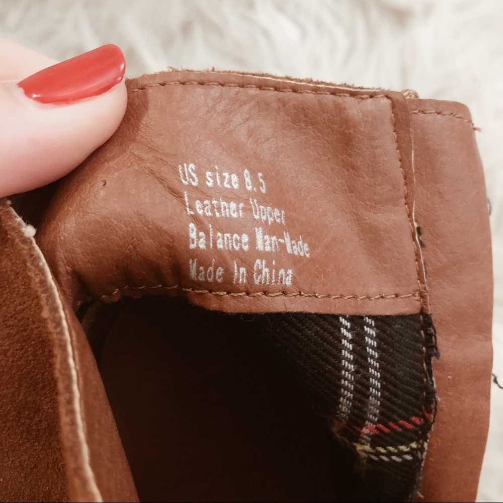 Brown booties - Picture 4 of 4